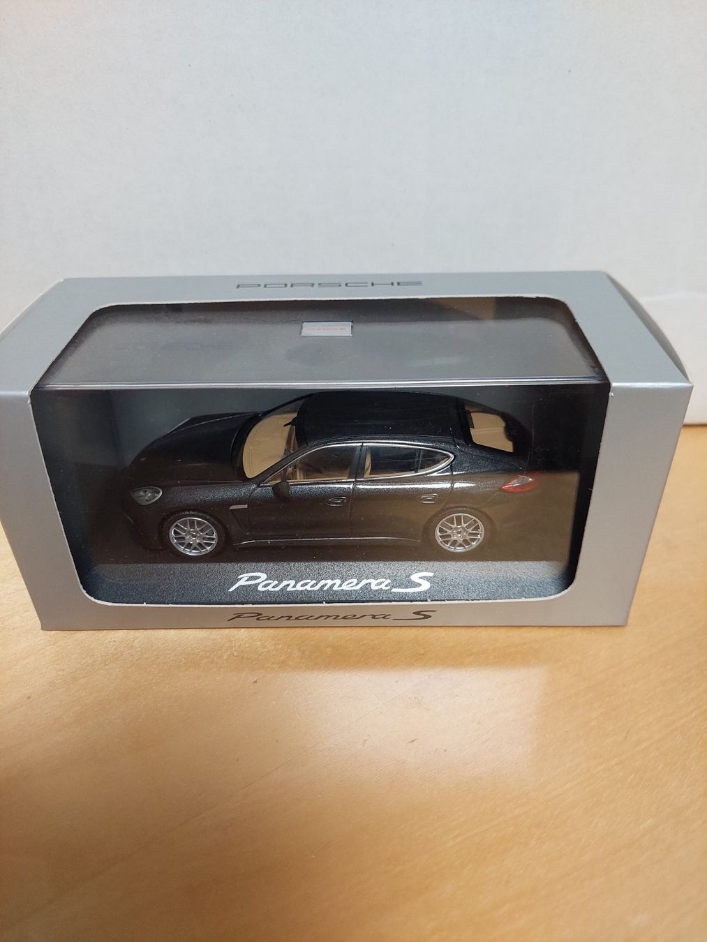 Porsche Modellini d'auto: Porsche Modellauto Sammlung – Nuovo e nell'imballaggio originale da vogelsang ag venduto da ConcordeZH1 4