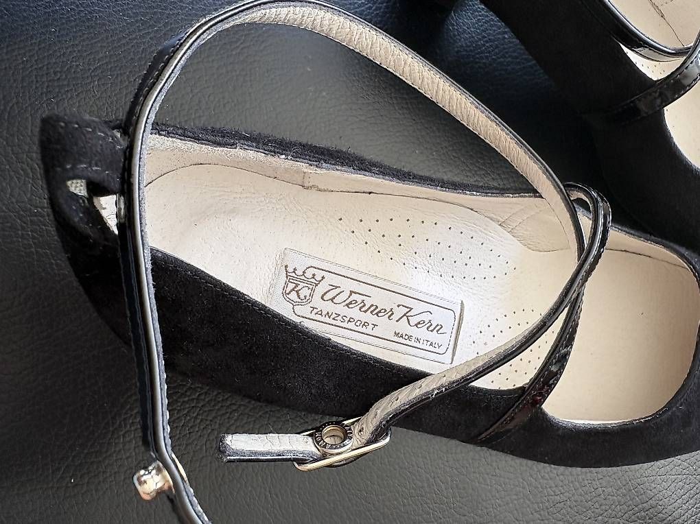 Scarpe da donna: Tanzschuhe, Gr. 4 (37) Werner Kern – Nuovo (secondo la descrizione) da Bremgarten AG venduto da Honeybooker 2
