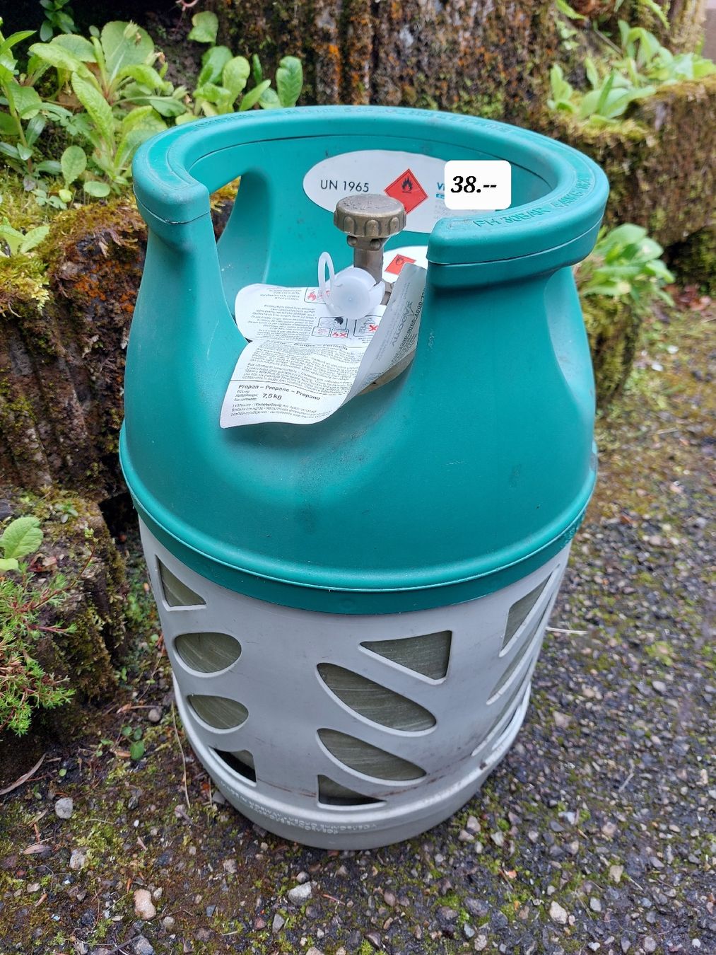 Grills: Grillzeit , also günstig aufrüsten mit Gas – Neu (gemäss Beschreibung) aus Kriens von Allerhand5 2