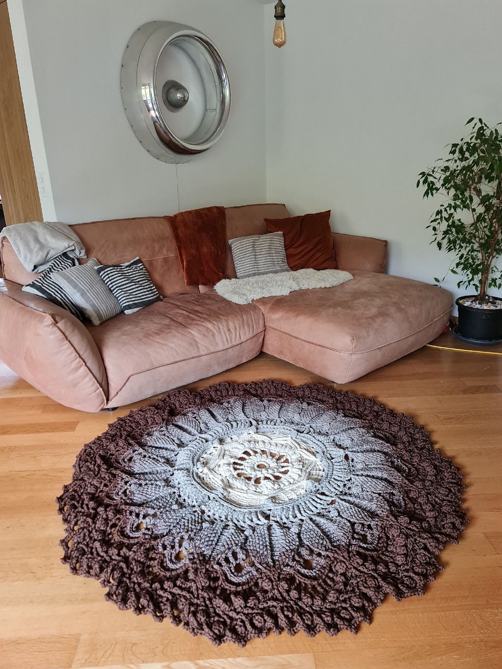 Tappeti: Handmade Crochet Rug, Unique Design – Nuovo (secondo la descrizione) da Zürich venduto da joa_26k8 2
