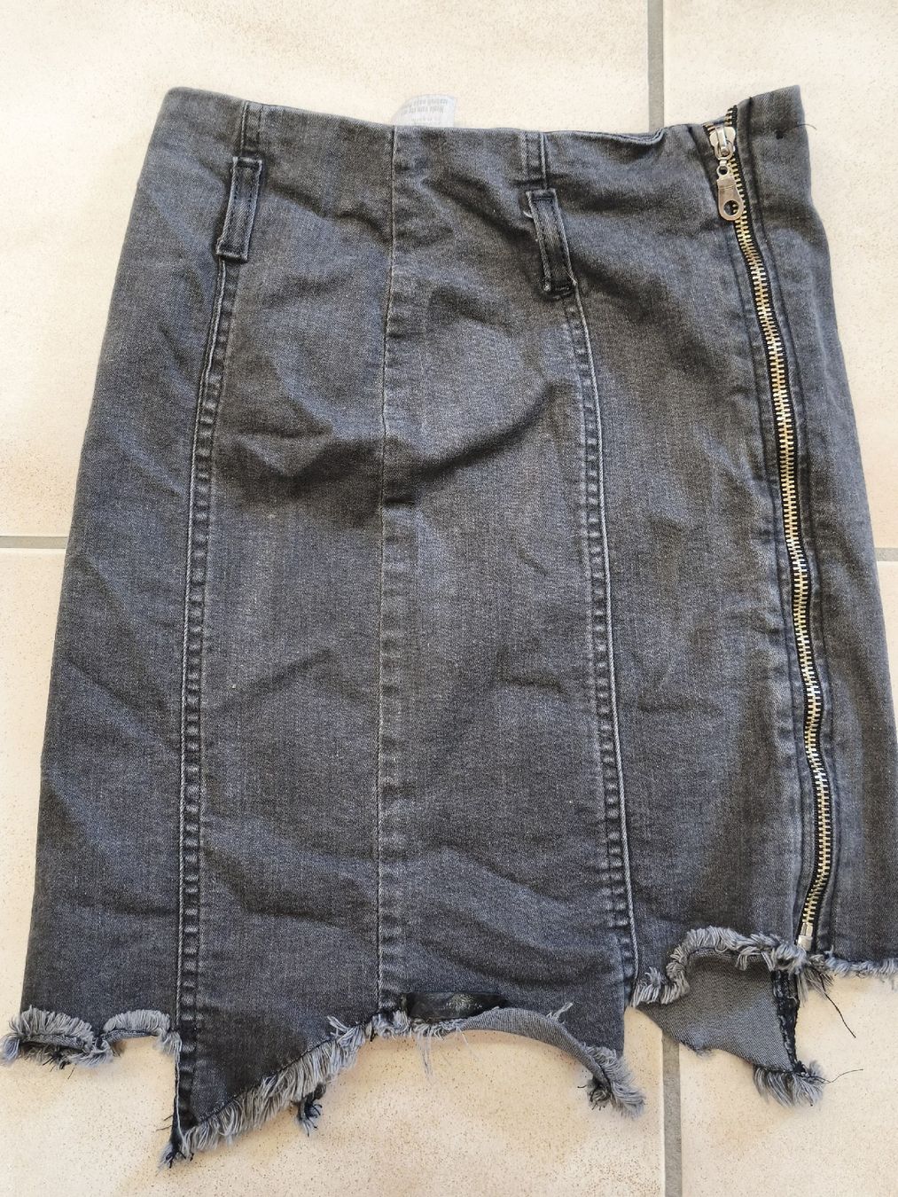 Röcke: Rock CLASSX grau Grösse S Denim mit Zipp – Gebraucht aus Emmetten von SecondhandSiska 2