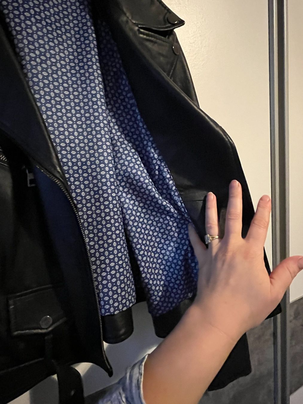Giacche: GENUINE LEATHE 34-36 , S – Nuovo e nell'imballaggio originale da Genève venduto da AGBERG 3