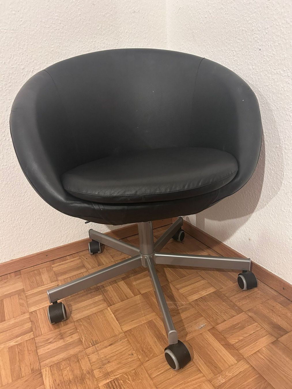 Ikea Sedie: Büro - Stuhl, Ikea, schwarz, rund – Usato da Zürich venduto da Motzkuh