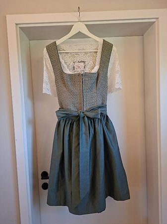 Dirndl MarJo 44