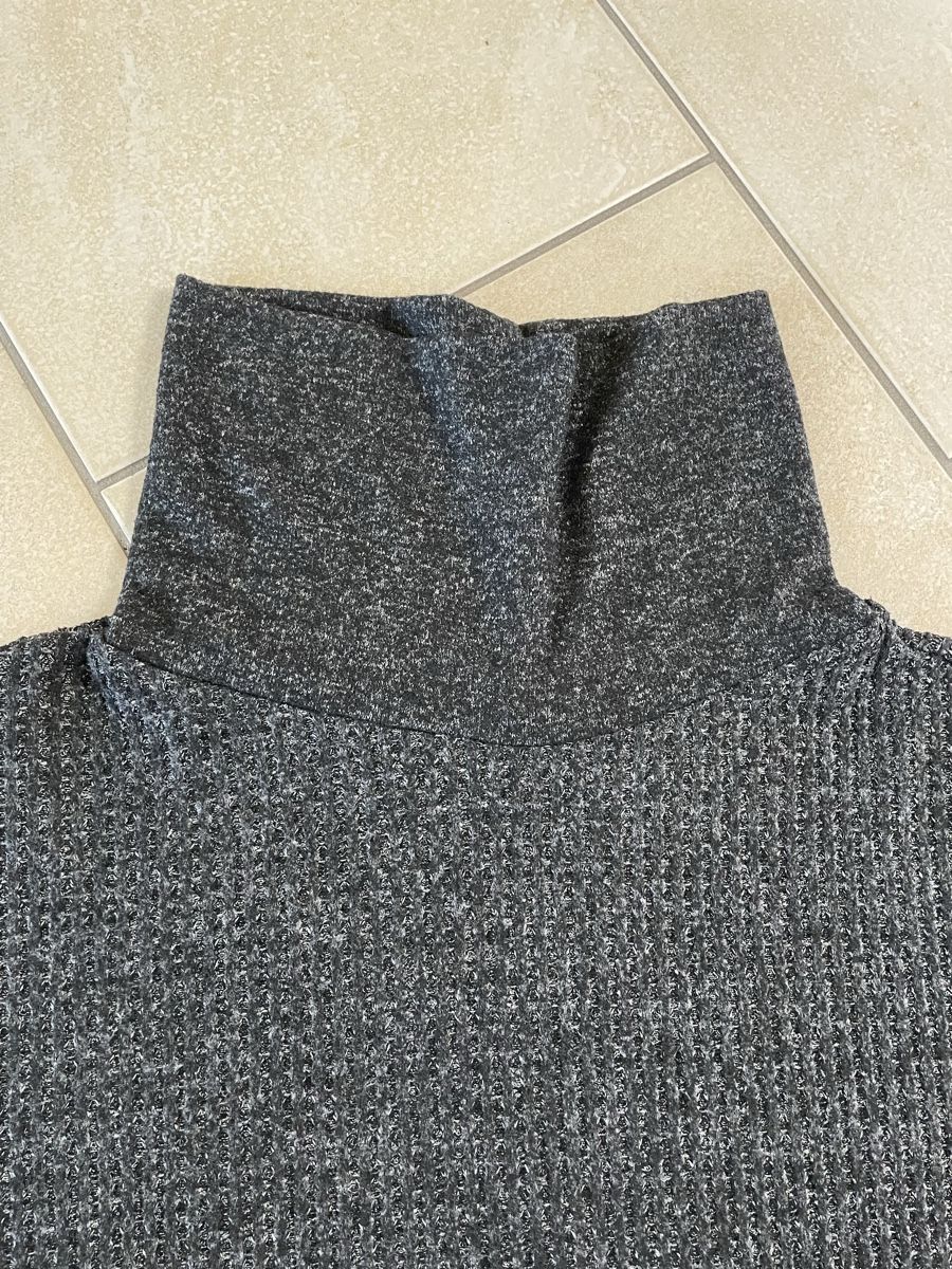 Maglioni & Felpe: Chicoree Rollkragenpullover, Gr. M, Anthrazit – Usato da Kaltbrunn venduto da pooc1975 1