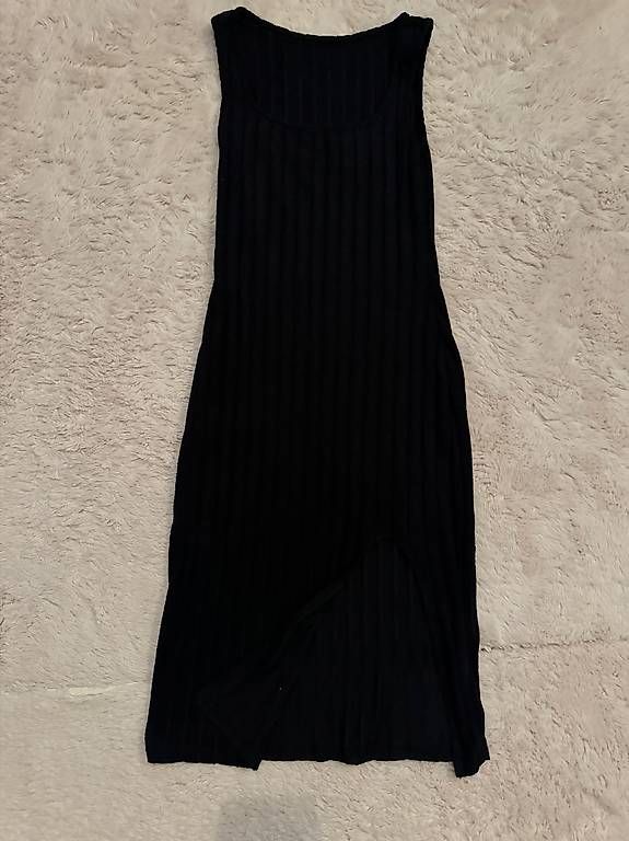 Vestiti: Schwarzes Strick-/Plisseekleid – Usato da Oberwil b. Zug venduto da ritaaa 1