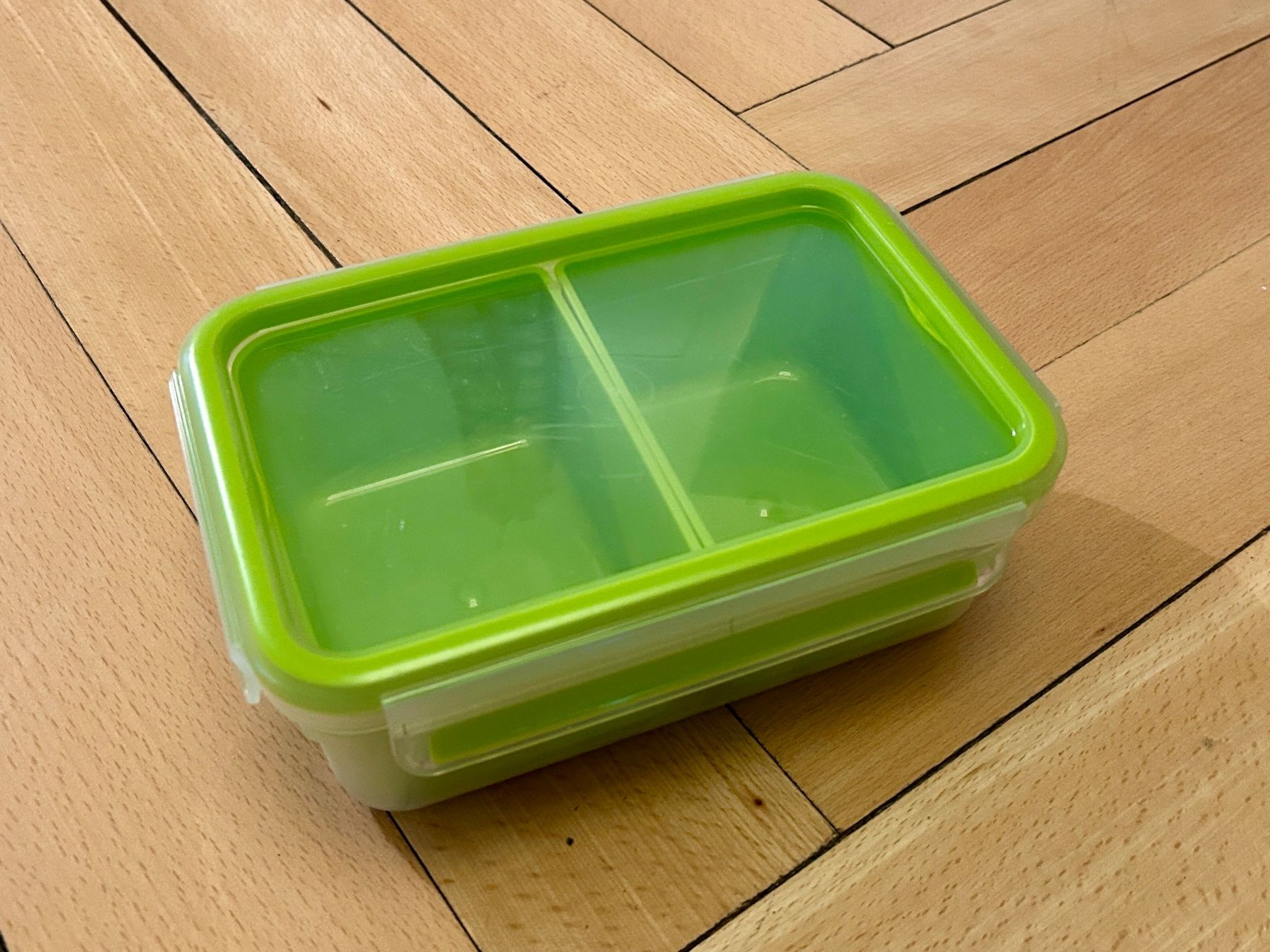 Emsa Contenitori & Simili: Emsa Snackbox Clip&Go 1.0 Liter – Usato da Zürich venduto da Goldsalamander
