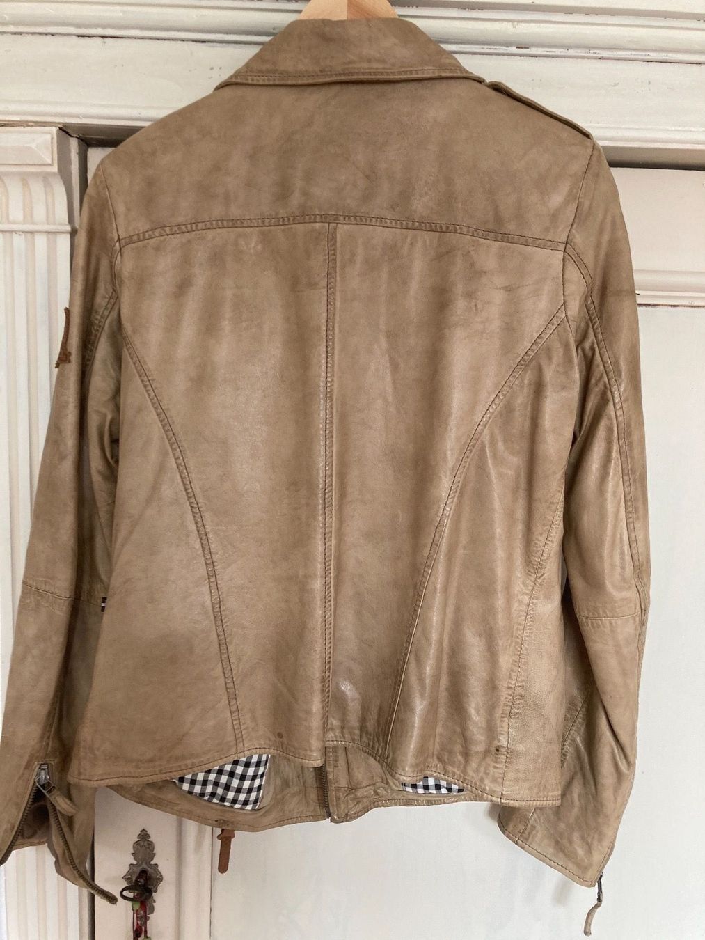 Alprausch Giacche: Lederjacke Alprausch – Usato da Zürich venduto da Girasole232 4