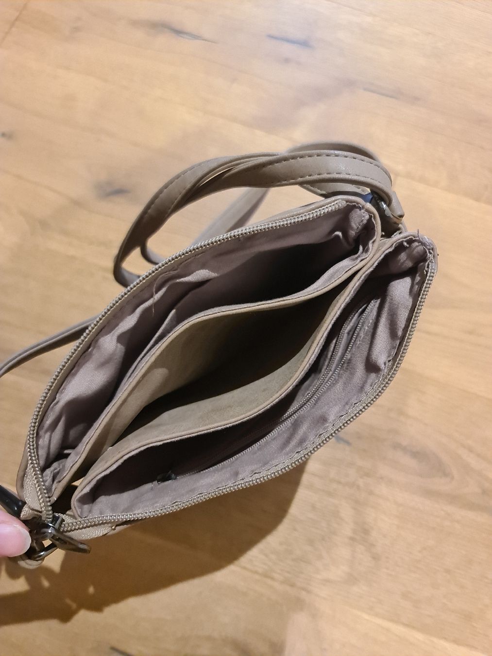 Borse da donna: Graue Handtasche  – Usato da Bühler venduto da tab_vz9h 2