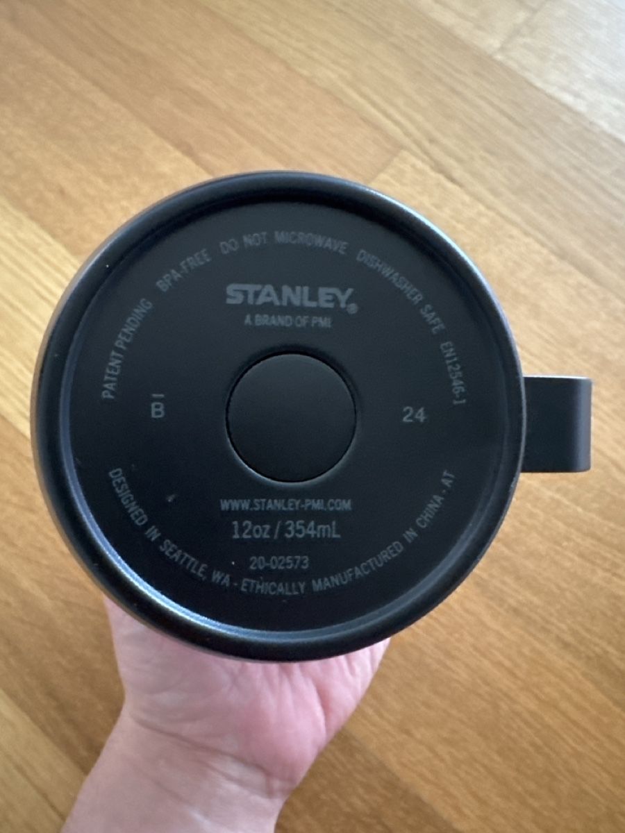 Stanley Tazze: Stanley Thermobecher mit Henkel, Classic Legendary Camp Mug – Nuovo (secondo la descrizione) da Zumikon venduto da kra_58x9 2