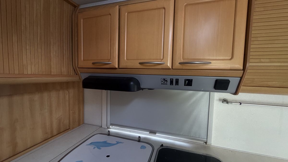 Knaus Camping Fahrzeuge: Wohnwagen Knaus 500 – Gebraucht aus Laupen BE von chartchiw 3