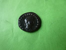 Replika / Kopie einer römischen Münze 18 mm   3.12 g