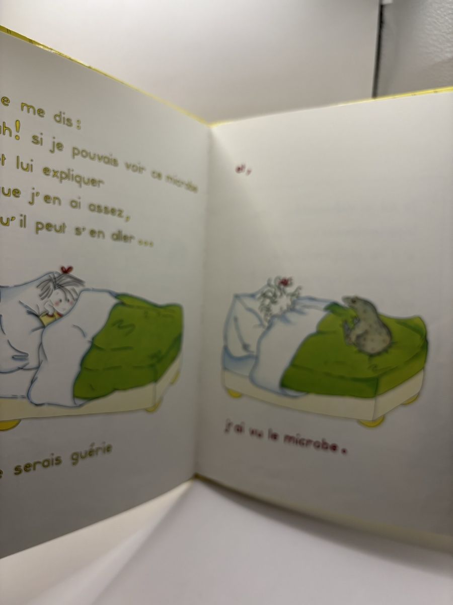 Livres: Naphtaline le microbe, Rouge & Or, 1989 – D'occasion à Genève par sho_67qj 5