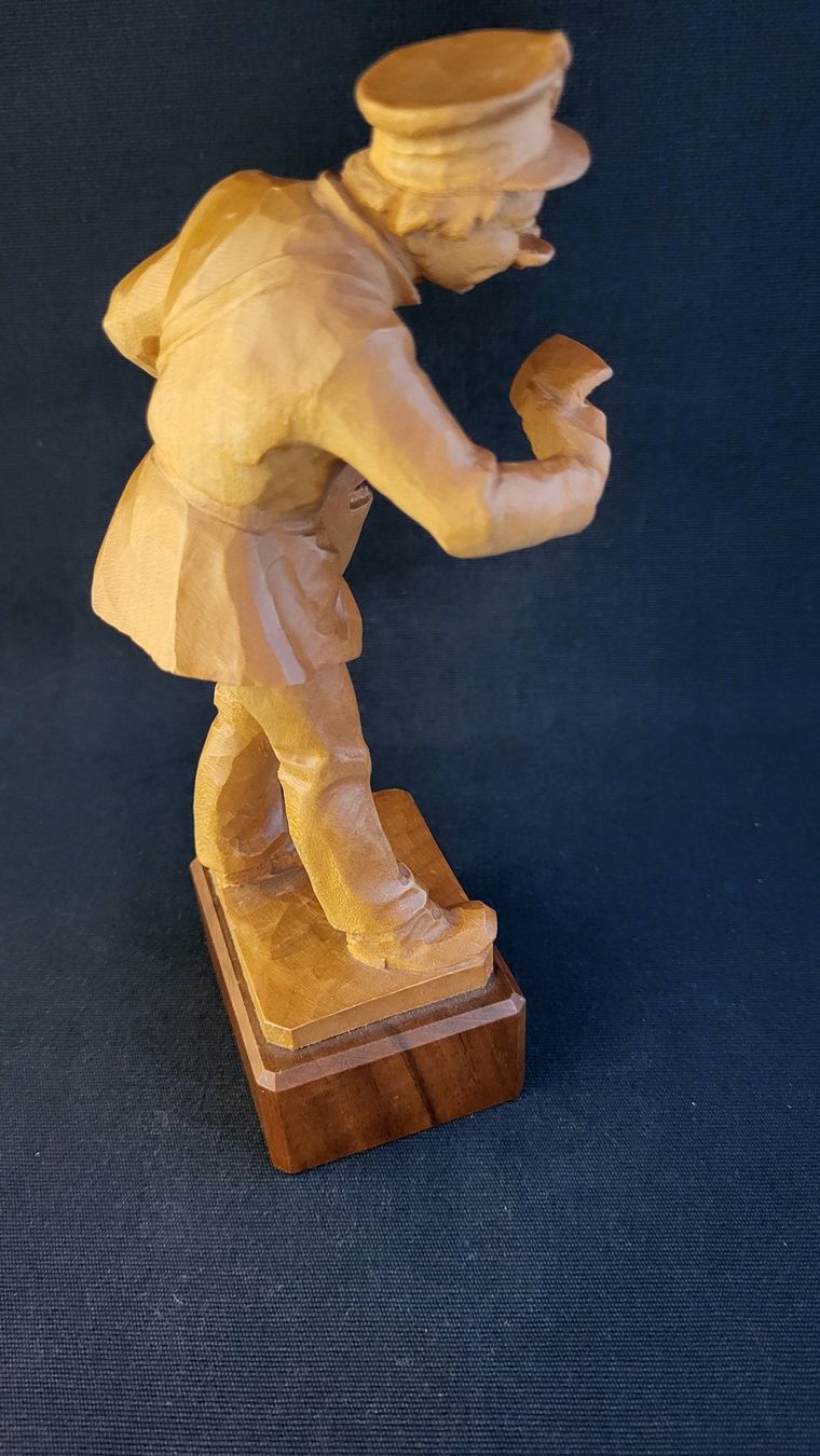 Statuette: Holz-Schnitzerei Postbote – Usato da Basel venduto da spinne02 5