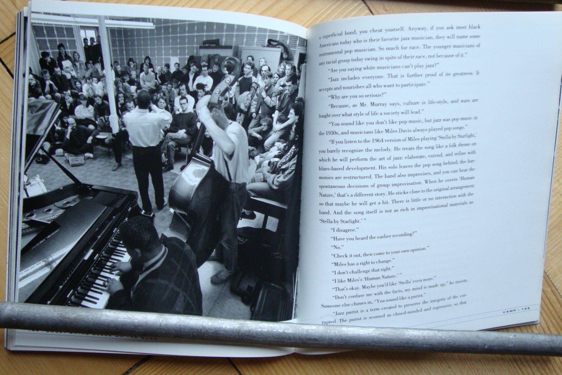 Livres: Wynton Marsalis - SWEET SWING BLUES . . – D'occasion à Bern par carola31 7