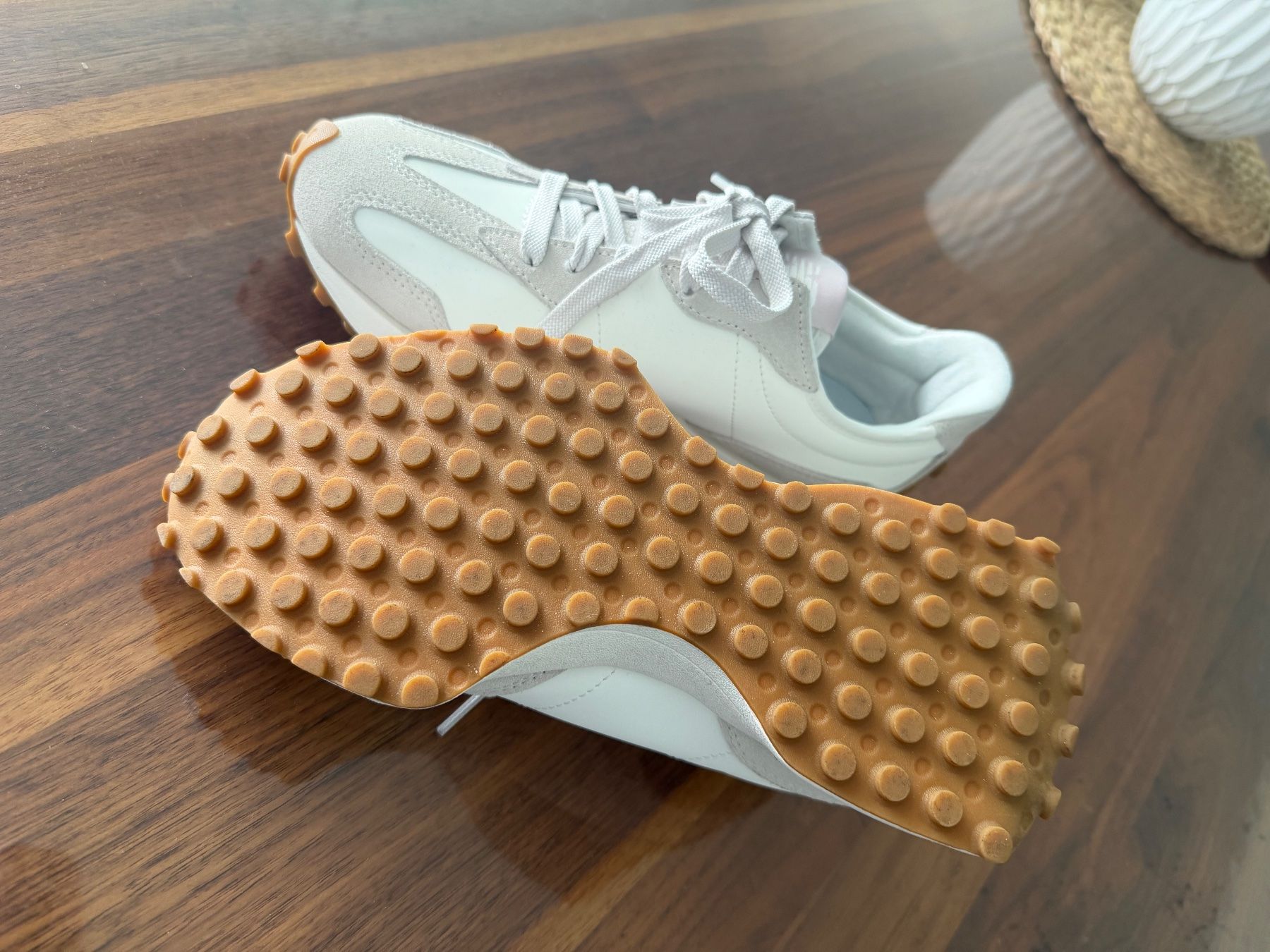 New Balance Scarpe da donna: New Balance 327 Sneaker – Usato da Schenkon venduto da Stephanie_Dor 1