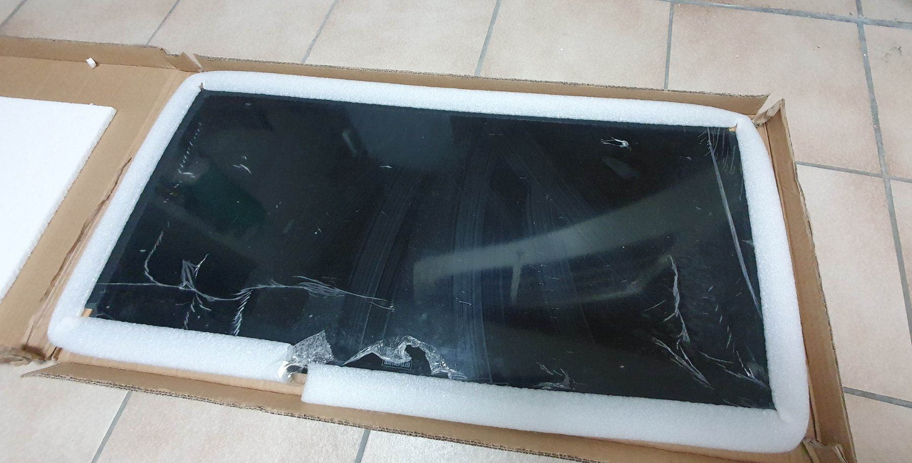 Bicchieri: Sicherheitsglas "Tempered Glass" Schwarz – Usato da Löhningen venduto da Sanmyk 3