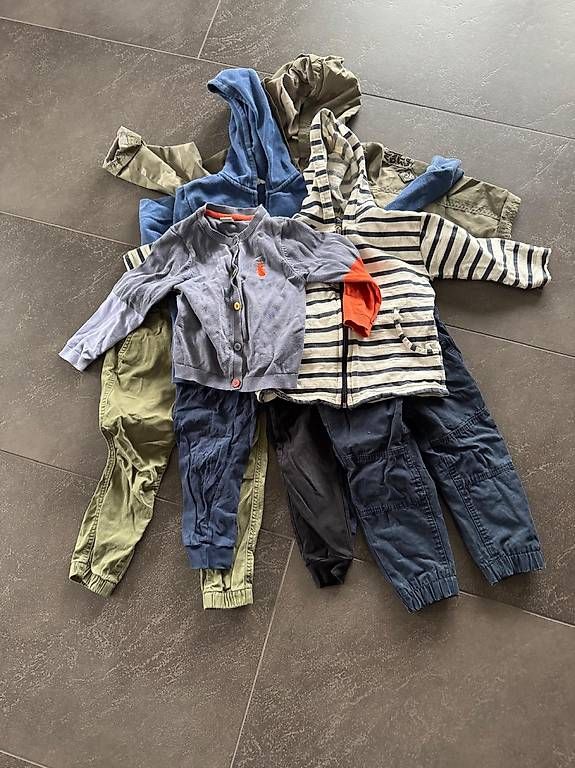 Lotti & Set di vestiti: Kleiderpaket Sommer 98/104 – Usato da Brütten venduto da Snowkiwi 2