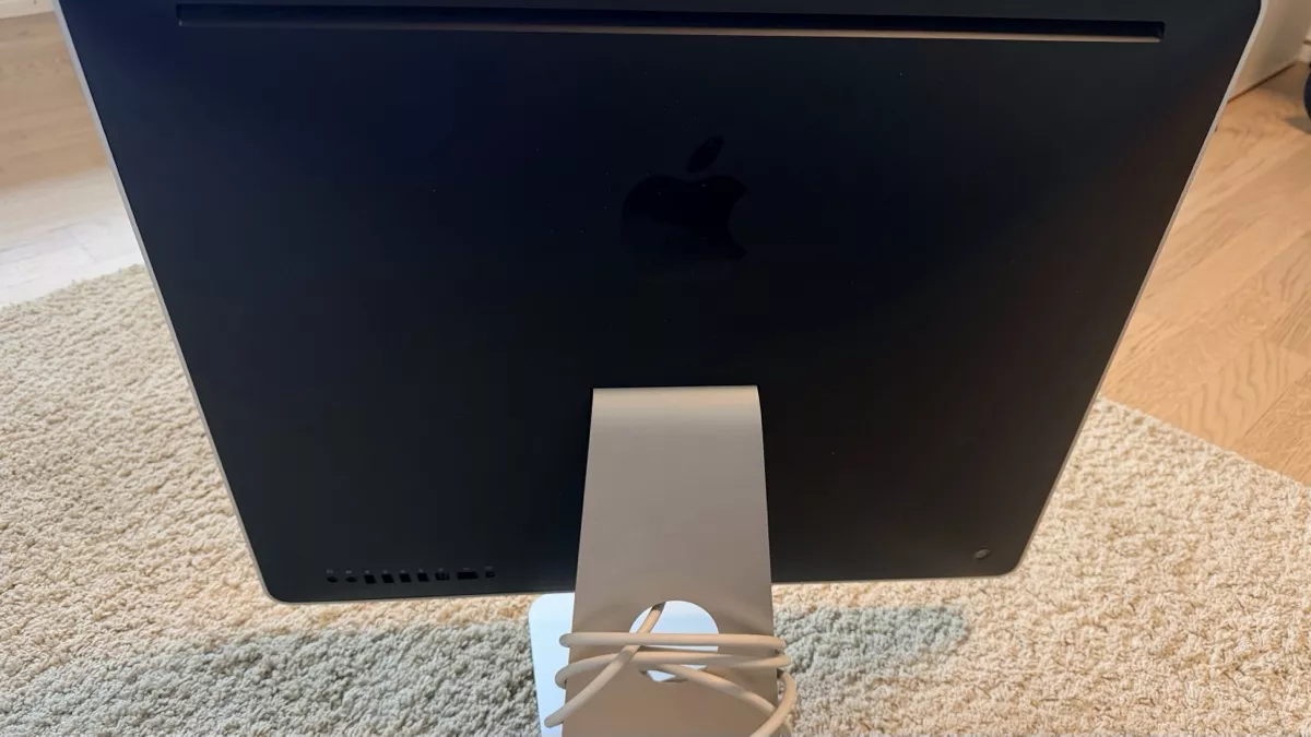 Apple PCs: Combo - 2 IMacs und 1 Mac Mini – D'occasion à Forch par Barbynacho 1