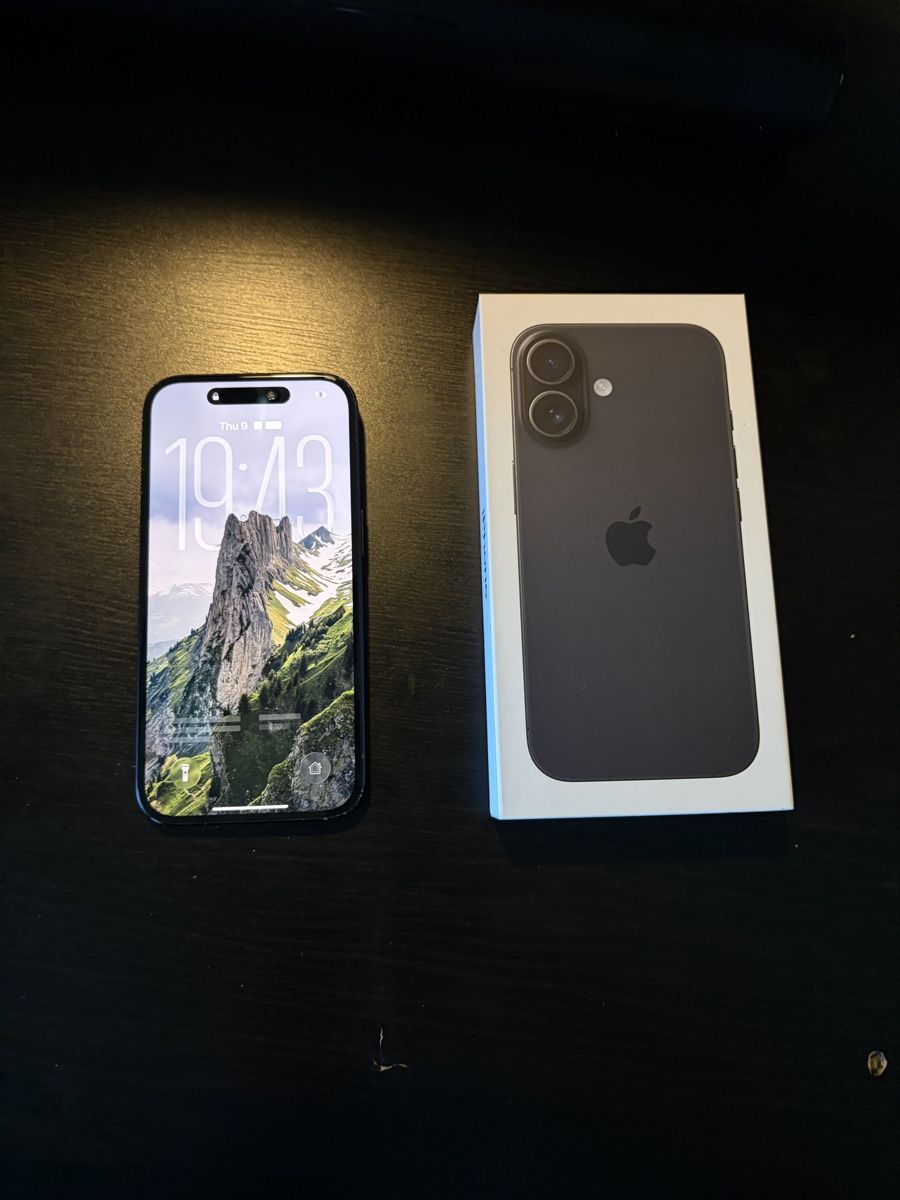 Apple Handys / Smartphones: iPhone 16 mit Wasserschaden – Defekt aus Bolligen von eliasschneiderr