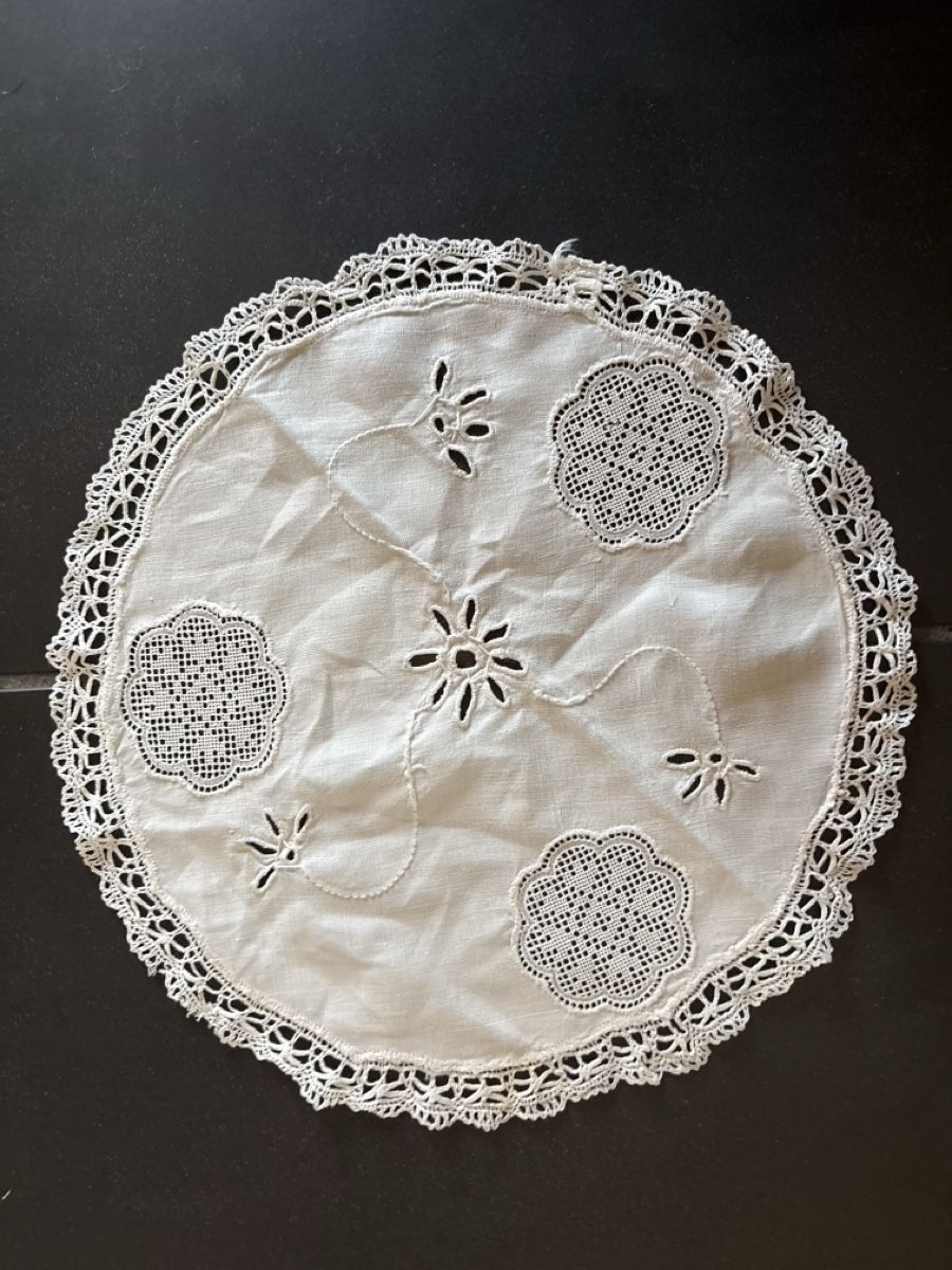 Dessous de verre: Spitzendecken – D'occasion à Knonau par ReMaaaan 3