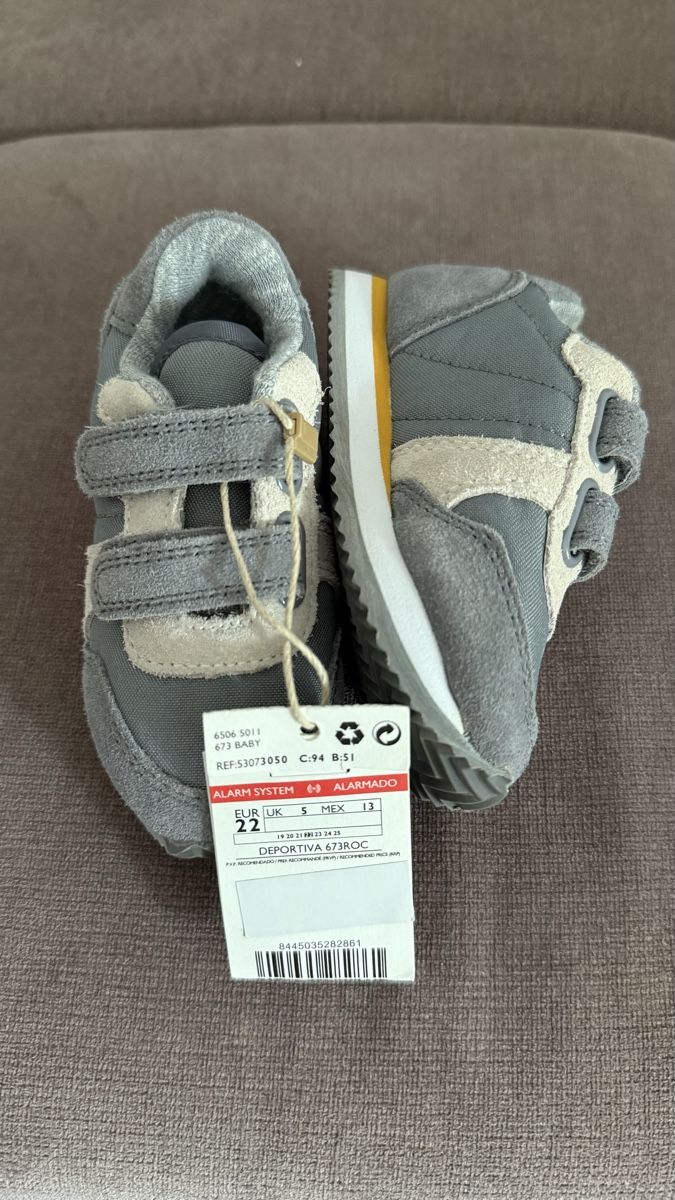 Scarpe per ragazzi: Baby Schue Mango 22 – Nuovo (secondo la descrizione) da Niederglatt ZH venduto da Ivan.Kryvoshei 2