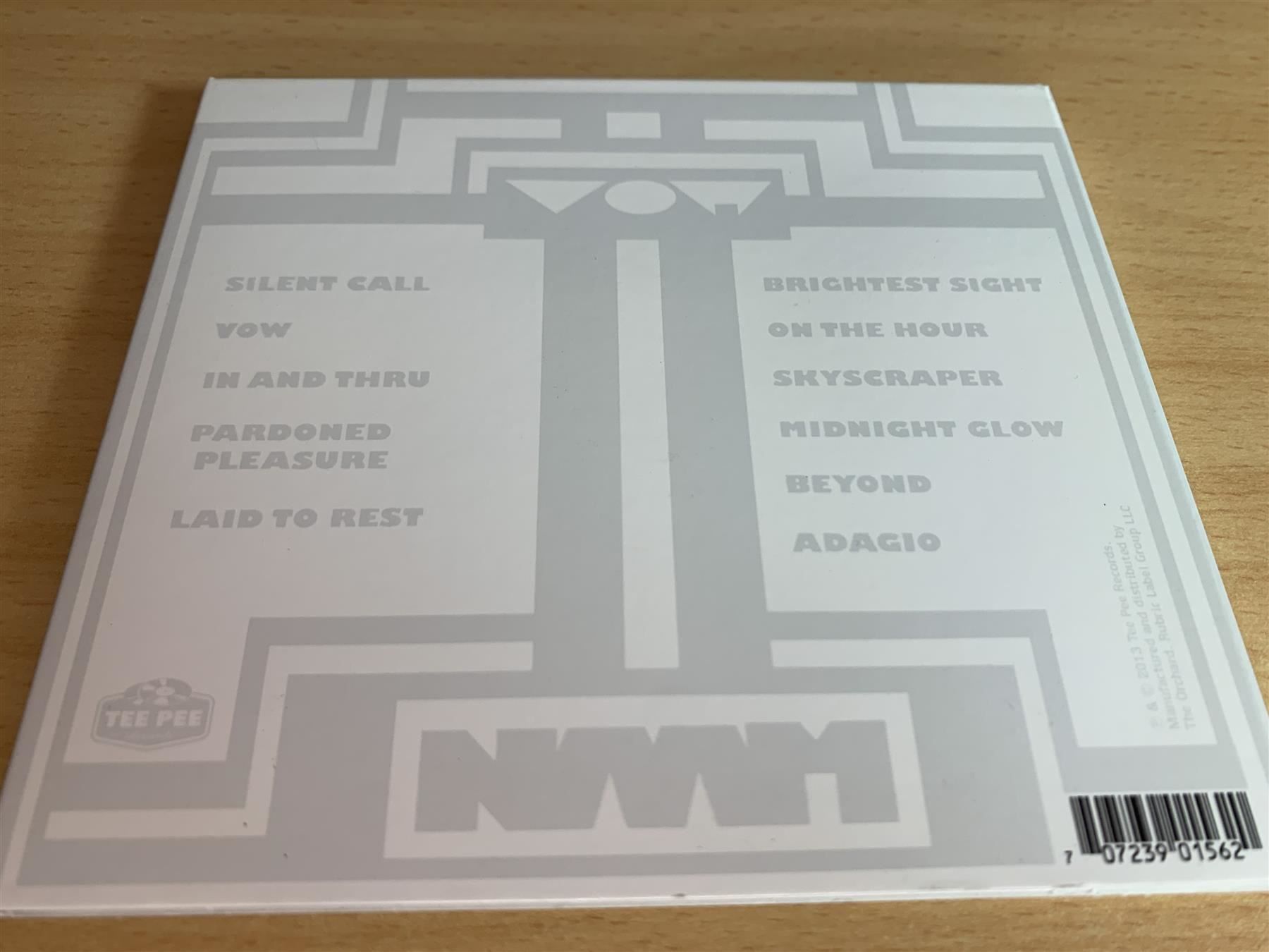 CD: Naam – Vow – Usato da Rikon im Tösstal venduto da Alpenmutz 1