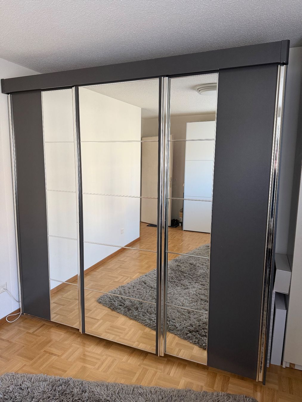 Armadi: Schrank – Usato da Winkel venduto da Pirix08