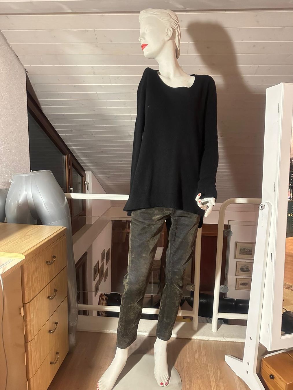 Kooples Maglioni & Felpe: Schwarzer Kaschmir-Pulli "The Kooples" – Usato da Neuhausen venduto da Lechasseur 1