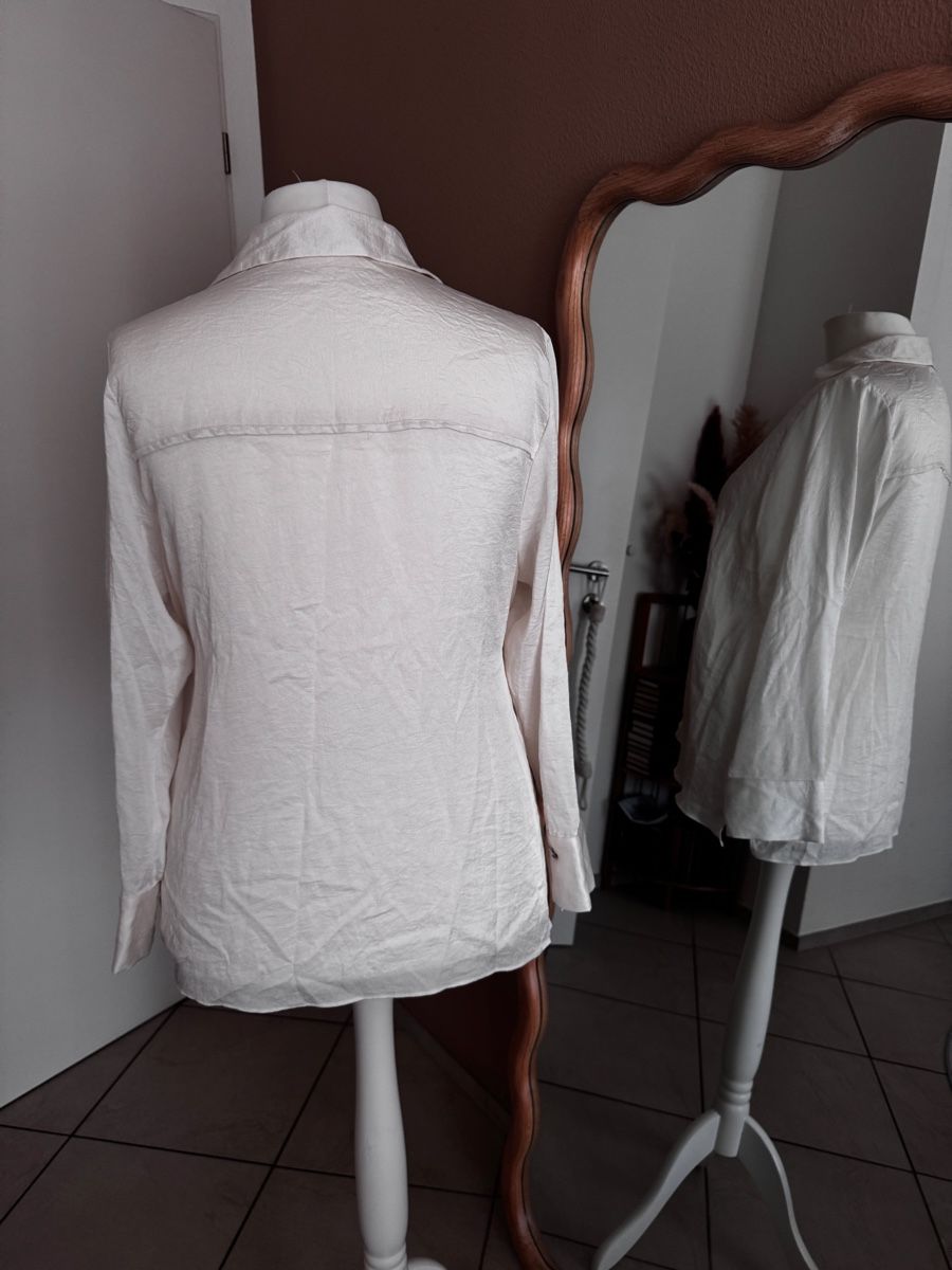 Zara Camicette: Kimono-ähnliche Schlagbluse Eischalen-weiss – Nuovo (secondo la descrizione) da Muttenz venduto da einfach-schoen 2