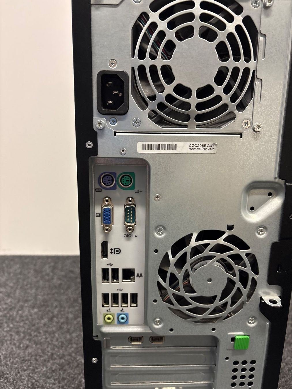 Hewlett Packard PC: HP Compaq 8200 Elite CMT – Usato da Schlieren venduto da 2nd-Life 3