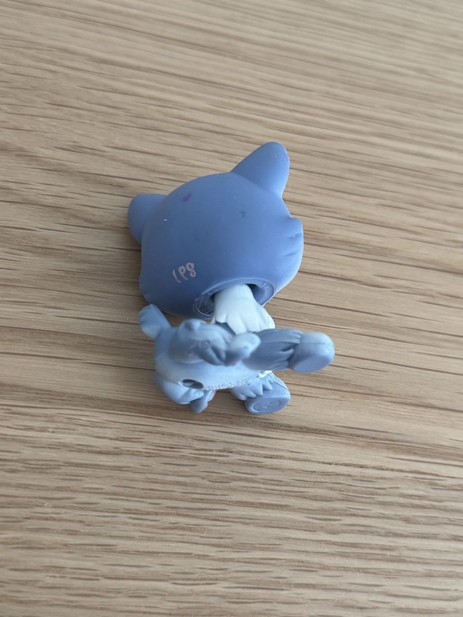 Littlest Pet Shop Giocattoli: Littlest Pet Shop Husky 1617 Figur – Usato da Sursee venduto da giu_205 1