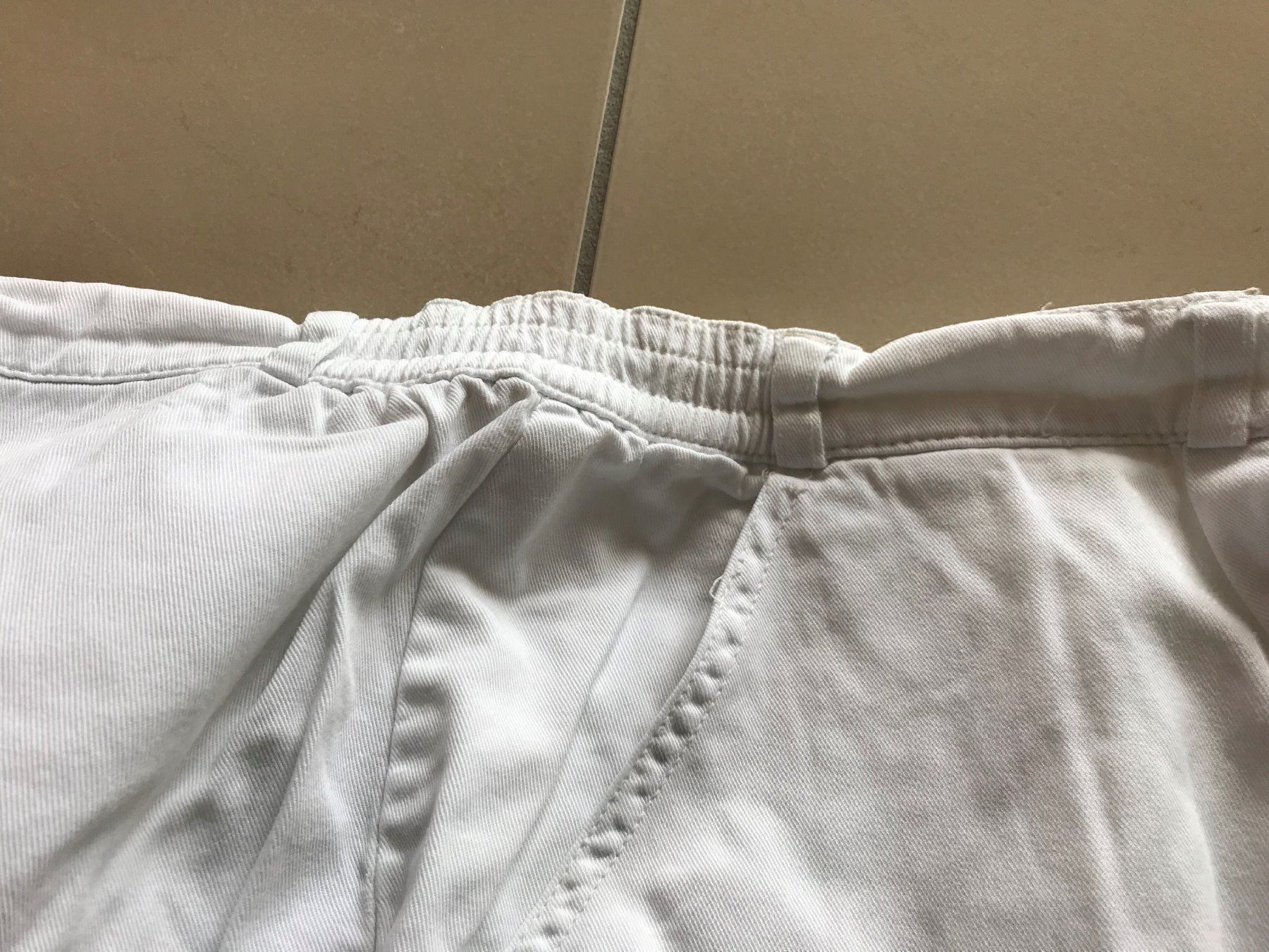 Pantaloni: Bermuda  / Kurze Hose  -  T 50 – Nuovo (secondo la descrizione) da Arzier-Le Muids venduto da WinT078 2