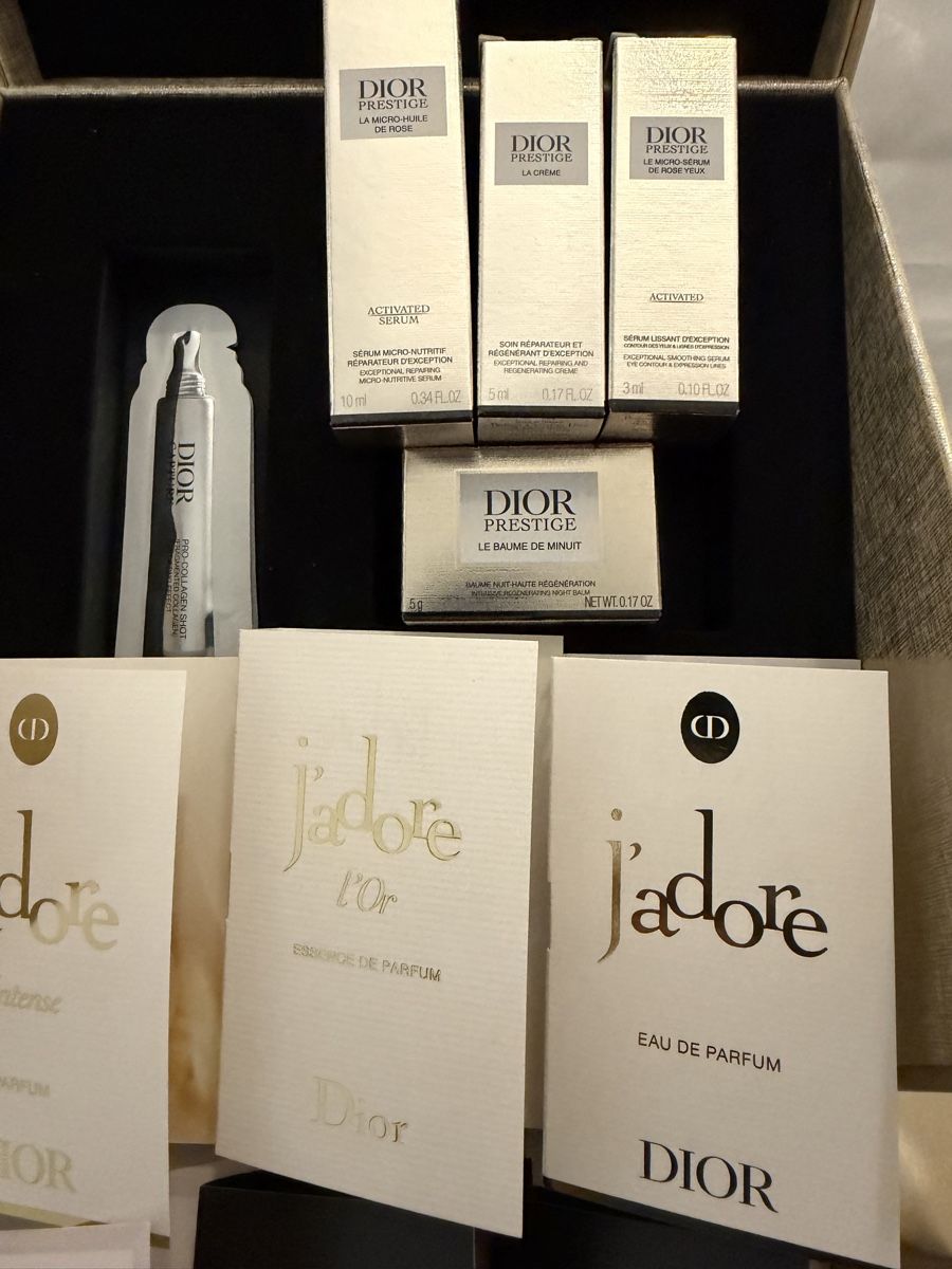 Dior Cura del viso: DIOR Prestige GeschenkBox Set 100% Original – Nuovo e nell'imballaggio originale da Bern venduto da Blueangel6 4