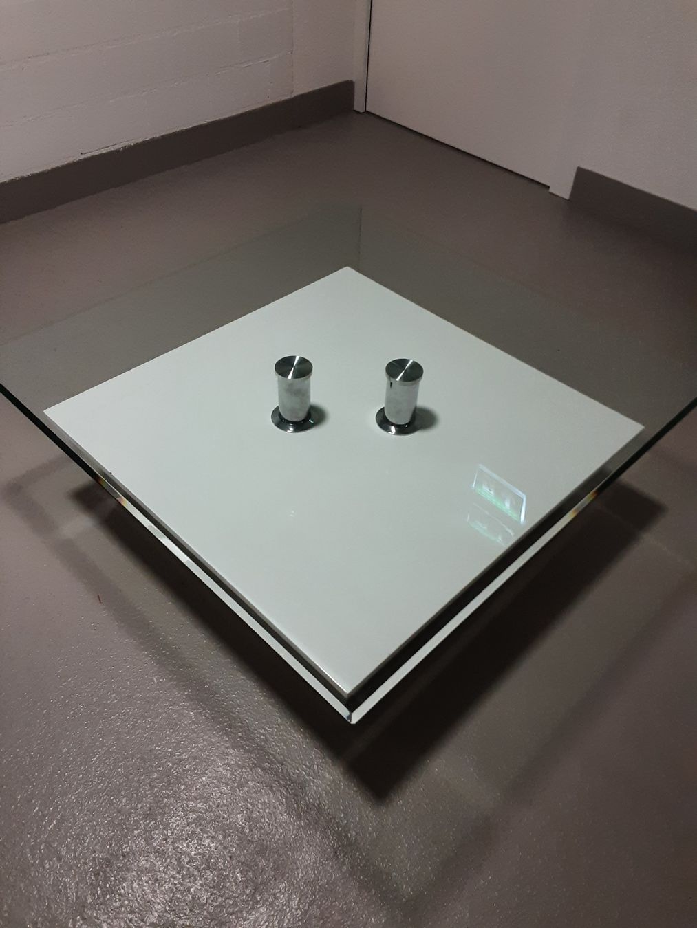 Tavoli: Glas Couchtisch, weiss – Usato da Altdorf UR venduto da Brandli 4
