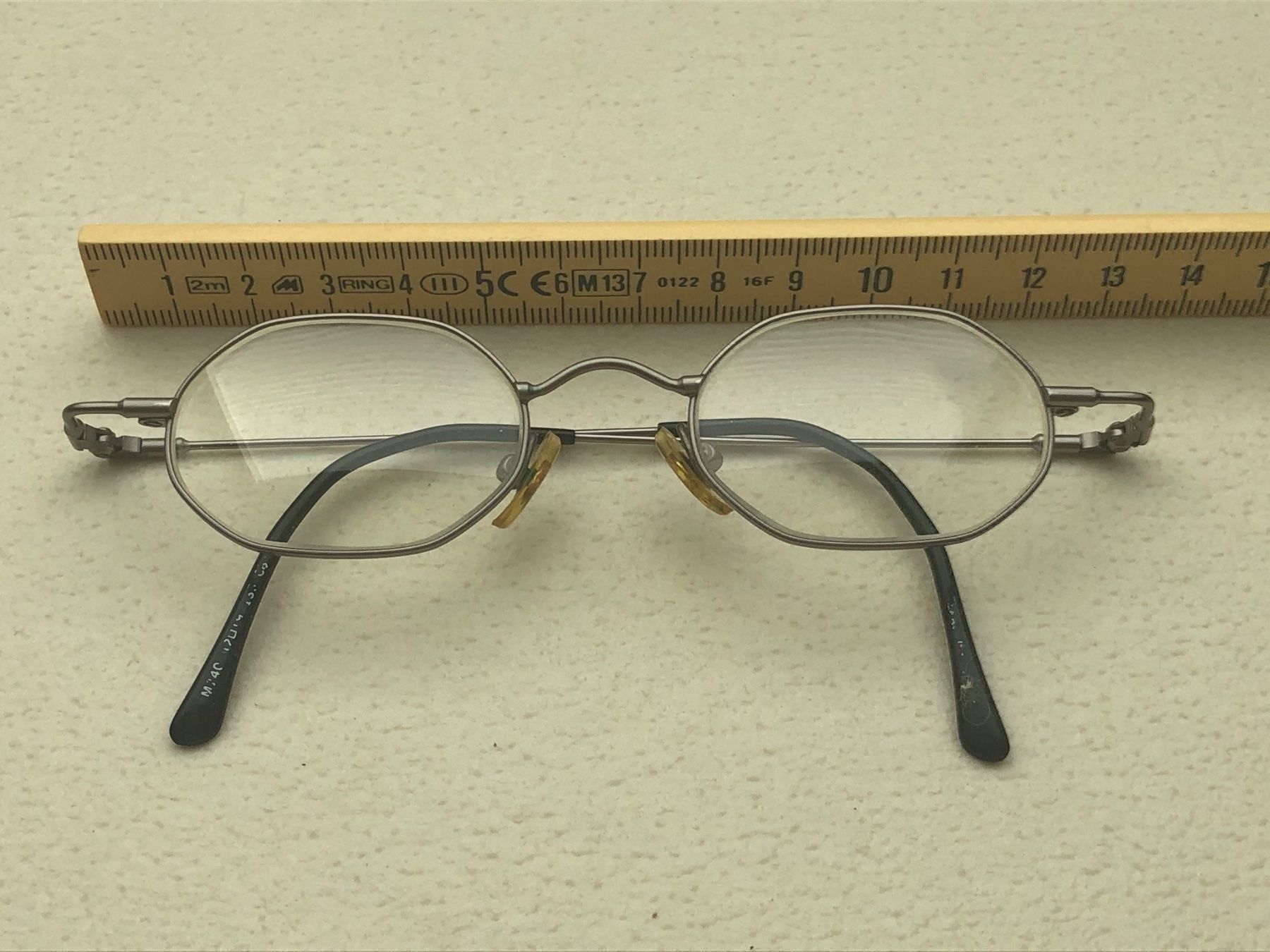 Occhiali & Lenti: Lunettes de lecture – Usato da Dotzigen venduto da SecondHandGems
