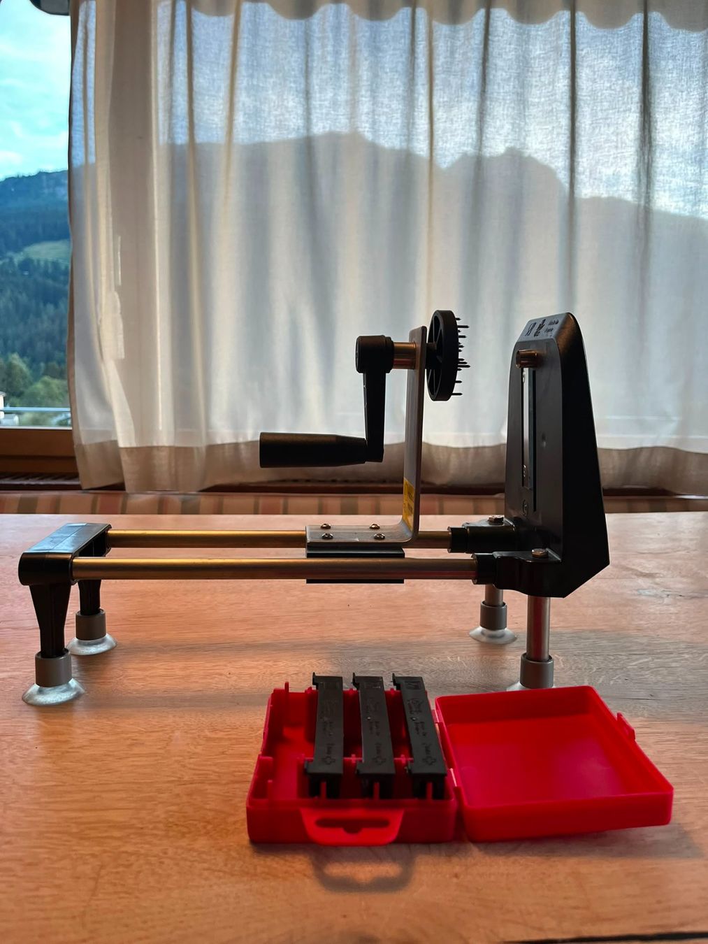 Küchengeräte: Le Rouet Spiralschneider / Gemüseschneider – Gebraucht aus Klosters von sch_r7kr