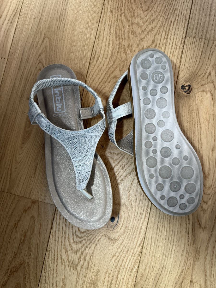 Scarpe da donna: Sandalen 40 – Usato da Brüttisellen venduto da Bluepurple1 1