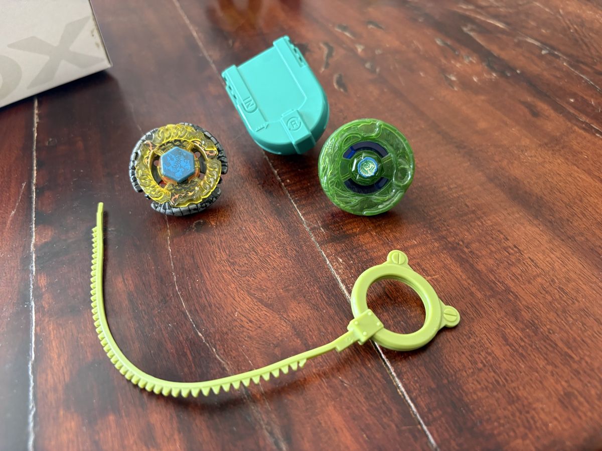 Giocattoli: toupies Beyblade – Usato da Vufflens-la-Ville venduto da newlifegva