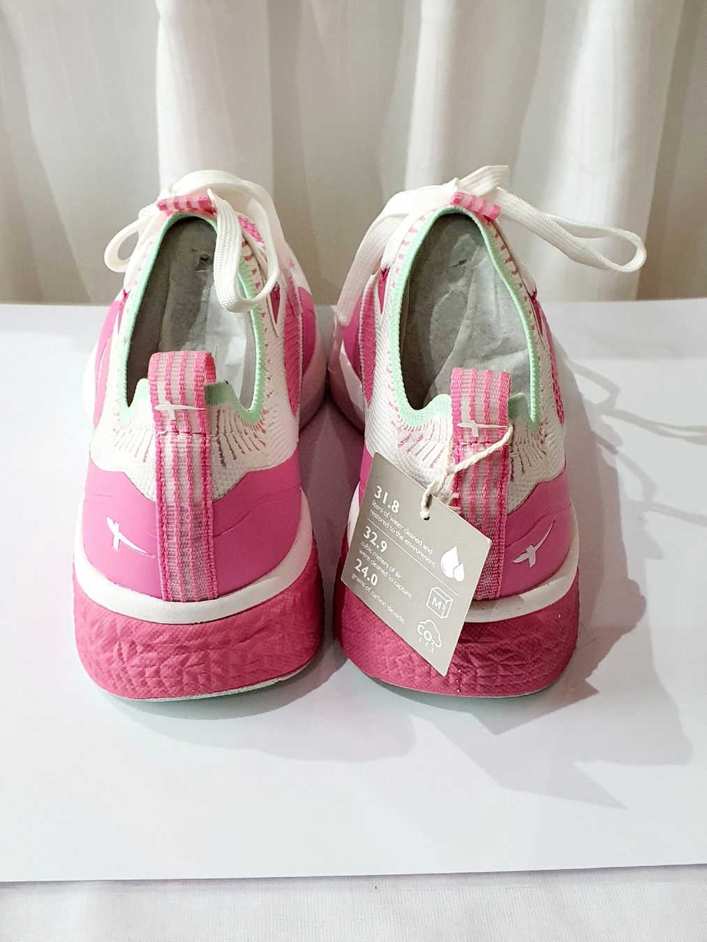 Tamaris Scarpe da donna: Gr. 37 - Tamaris Sneaker, Neu – Nuovo e nell'imballaggio originale da Nürensdorf venduto da sal_g2bz 3