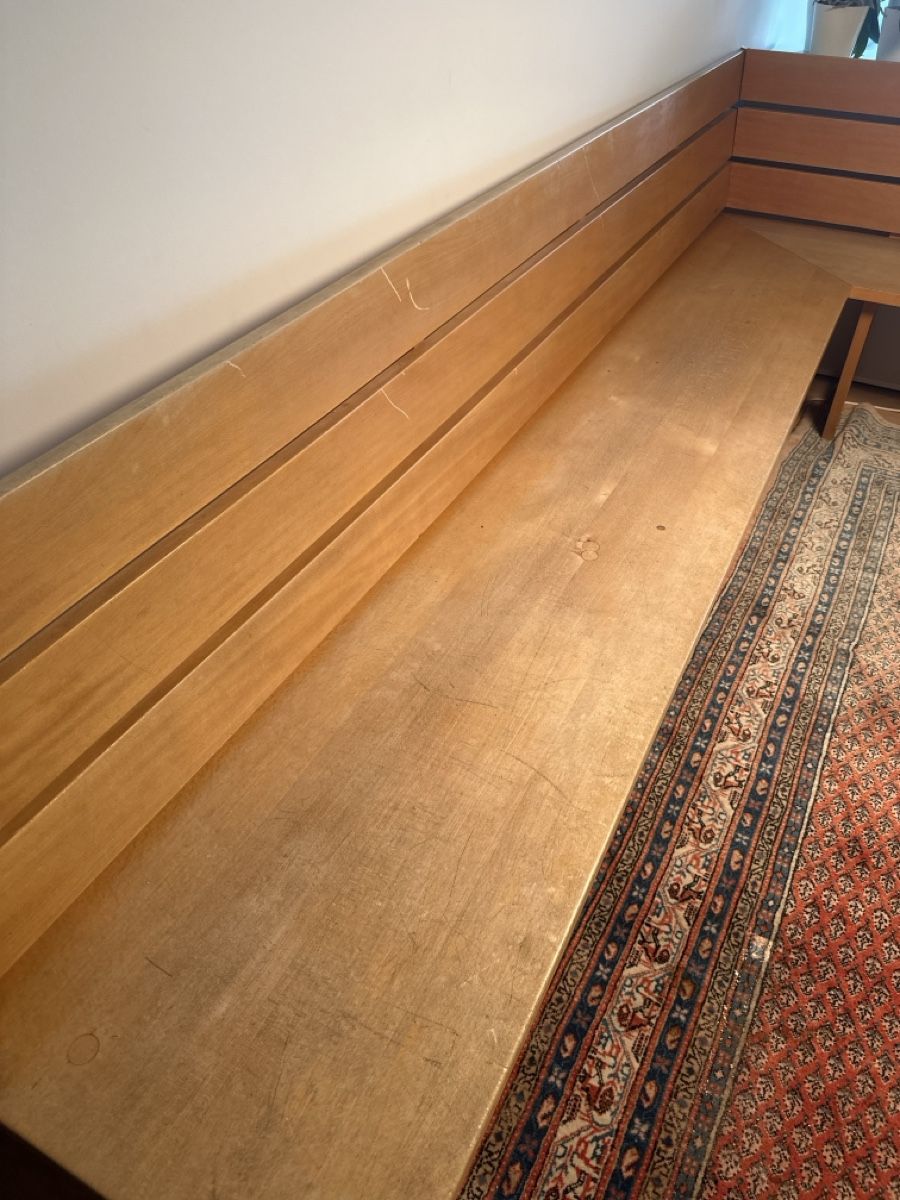 Panchine: Holz Eckbank Sitzbank, gut erhalten – Usato da Luzern venduto da s_m_6skd 1