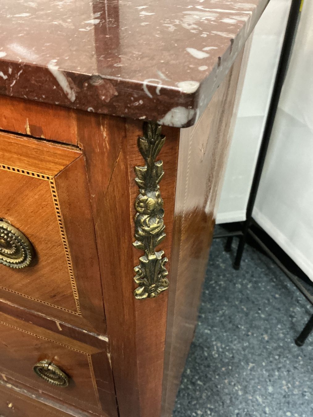 Cassettiere: Dekorative Kommode mit Marmor – Usato da Bern venduto da vielerart 2