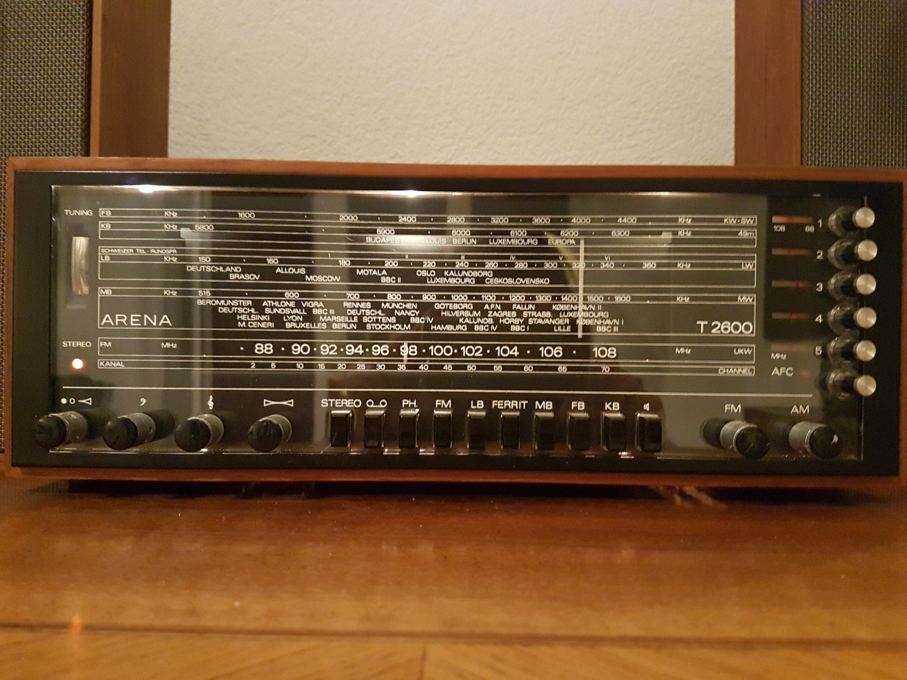 Radio: Arena Denmark Radio Vintage – Usato da Wallisellen venduto da Swissline11