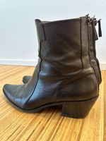 Leder-Stiefeletten im Cowboy-Stil
