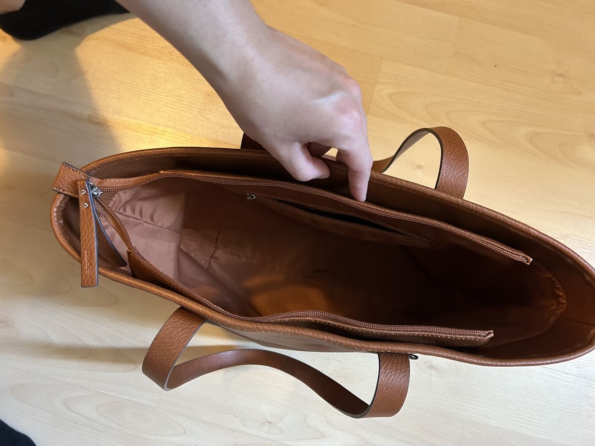 Esprit Sacs femmes: Esprit Handtasche braun Kunstleder – D'occasion à Bern par lisuuu 4