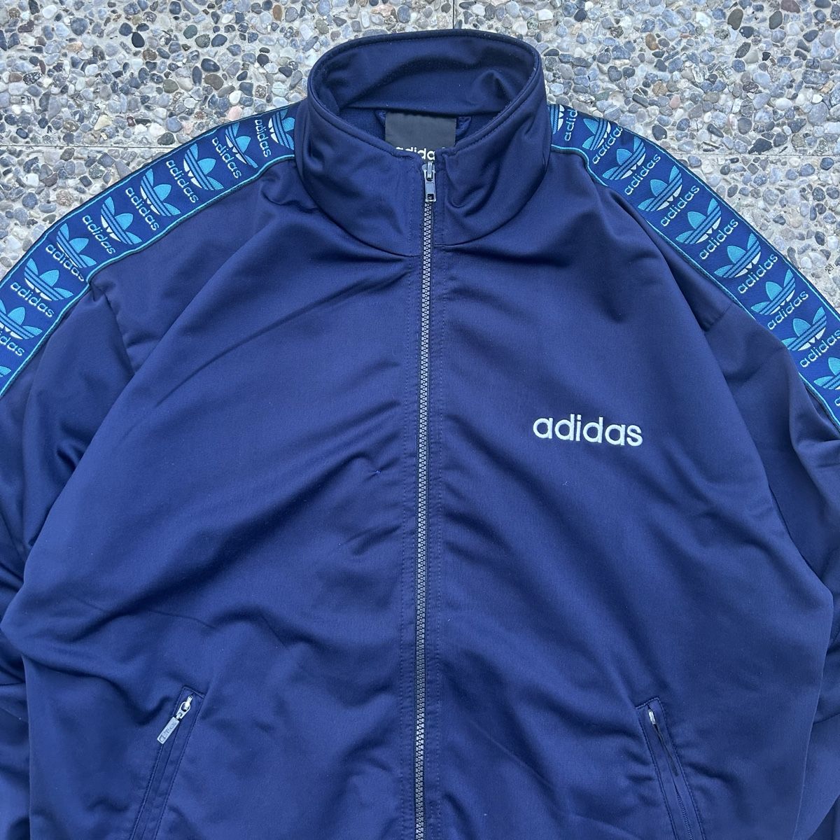 Adidas Giacche: Vintage Adidas blue track jacket – Usato da brent venduto da fukusapes 1