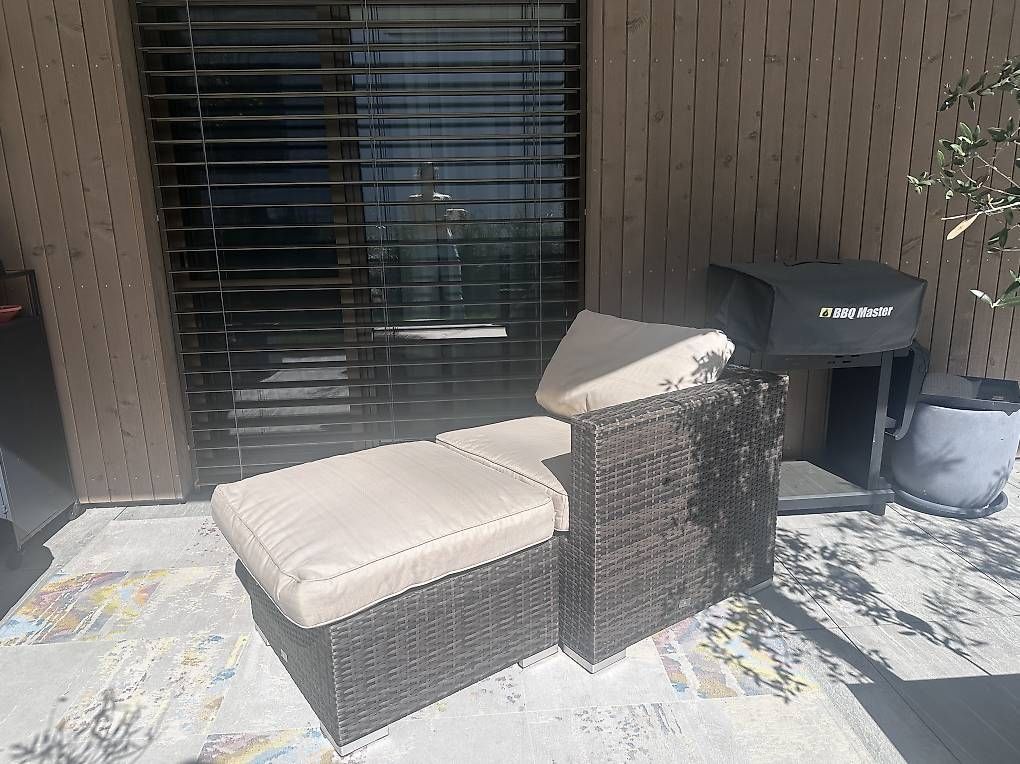 Divani: Rattanlounge von Viplounge – Usato da Winkel venduto da Crolady01 3