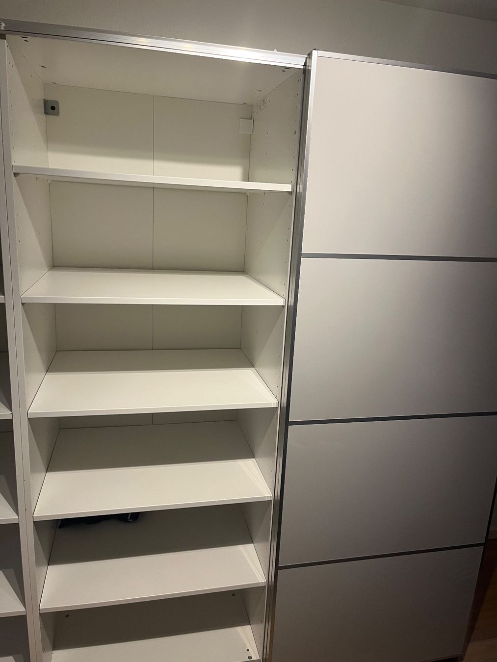 Ikea Armadi: Ikea Pax Kleiderschrank – Usato da Obfelden venduto da kev_895h 3