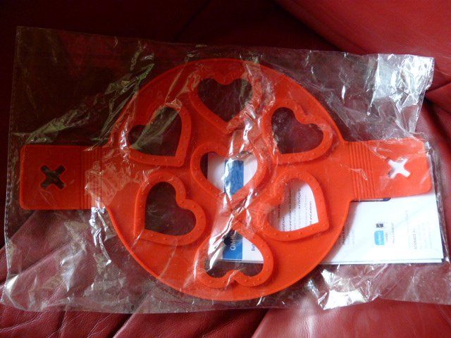 Backformen: Bratpfannen-Backform für Spiegeleier etc. %% – Neu und originalverpackt aus Nunningen von Ave51
