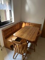 Eckbank Massiv Holz mit Tisch und zwei Stühle 